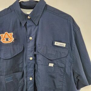 Columbia Shirt Men's Small Blue Auburn University Logo PFG Fishing Button Down